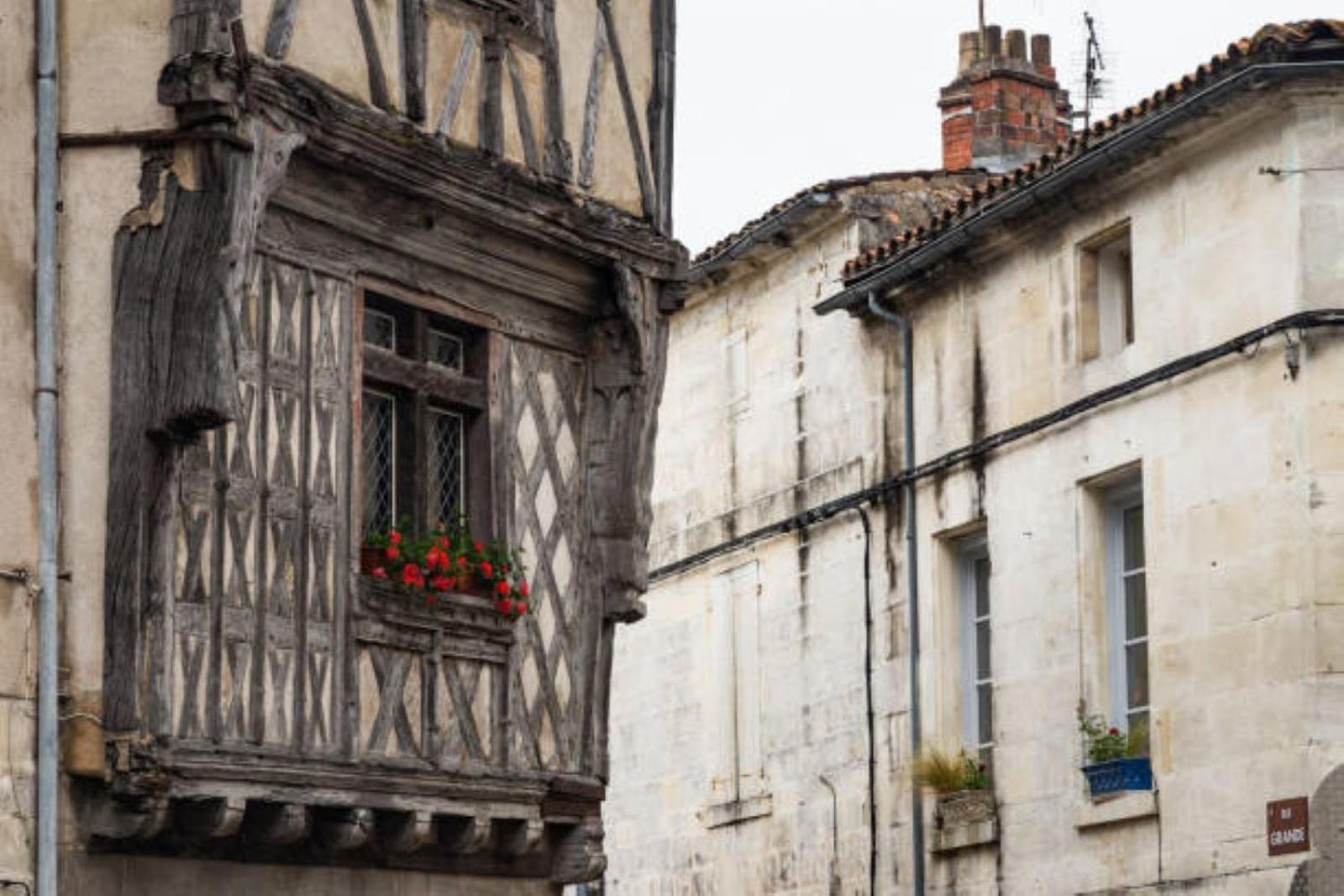 Maison Meire Studios Cognac Bagian luar foto
