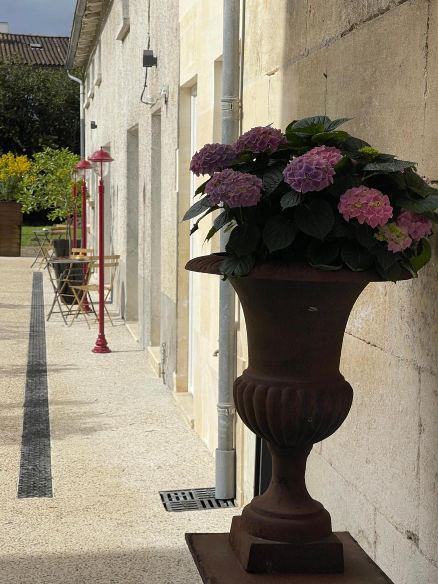 Maison Meire Studios Cognac Bagian luar foto